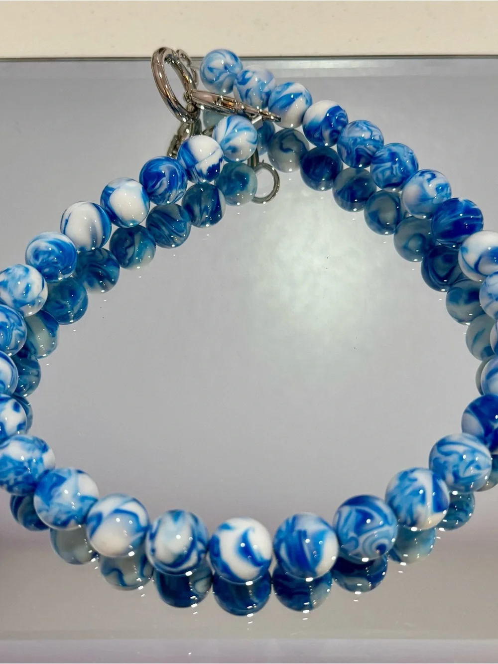 New Blue & White Marbled Bead Bag Chain 18 inches